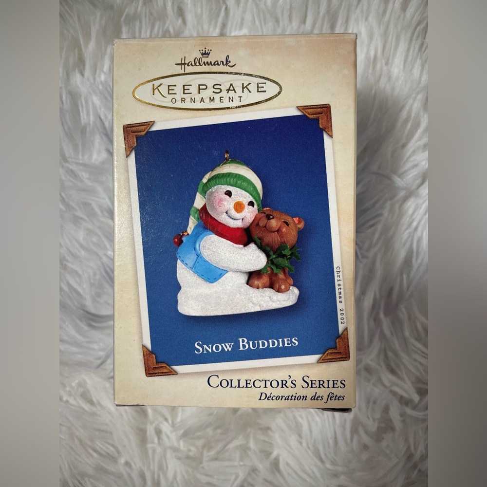 NIB Hallmark 2002 Keepsake Snow Buddies Christmas Ornament 5th Series Bear Hug